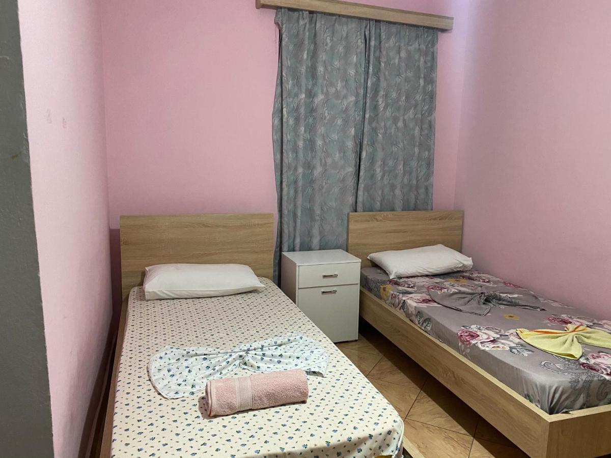 Guesthouse Sense Tiranë Luaran gambar