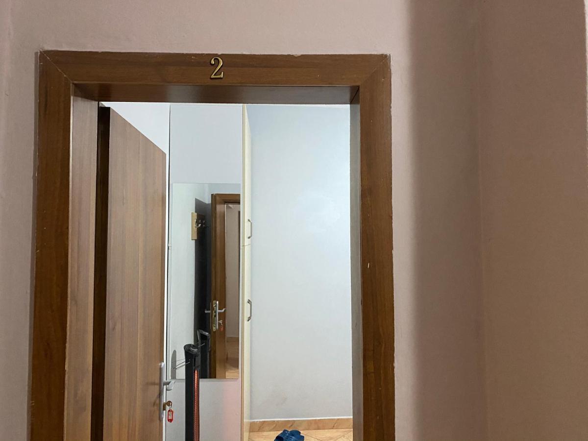 Guesthouse Sense Tiranë Luaran gambar